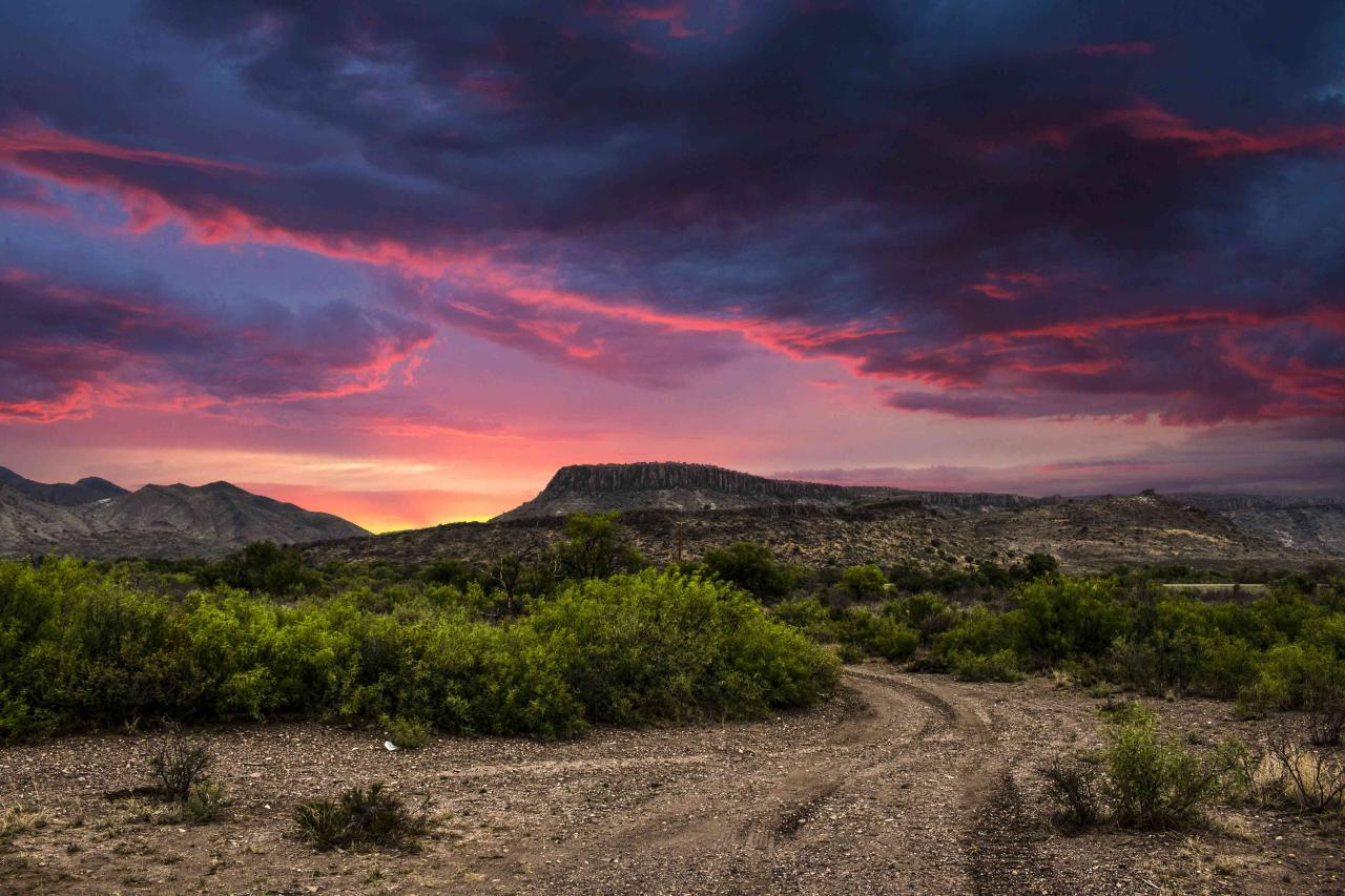 Take a Road Trip Across Texas on Highway 90 Take a Road Trip Across Texas on Highway 90