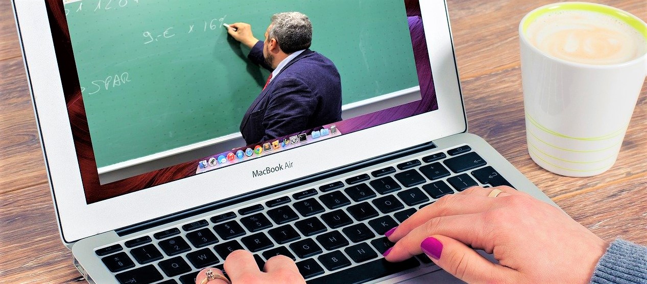 RIED: New Call for Papers: Assessing Online Education and Digitizing ... RIED: New Call for Papers: Assessing Online Education and Digitizing ...